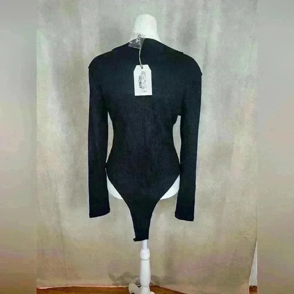 Free The Roses Long-Sleeve Ribbed Knit Bodysuit Black Size Large - Picture 3 of 10